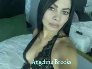 Angelina_Brooks_