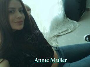 Annie_Muller