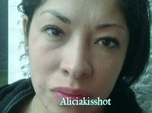 Aliciakisshot