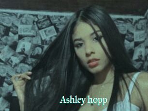 Ashley_hopp
