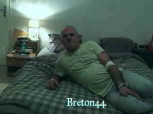 Breton44