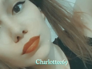 Charlottee69