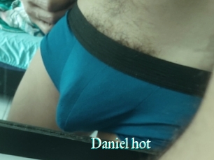 Daniel_hot