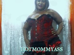 HOTMOMMYASS