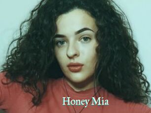 Honey_Mia