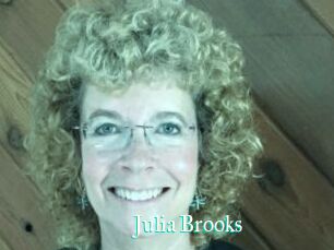 Julia_Brooks