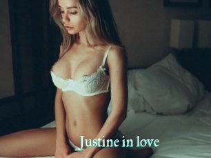 Justine_in_love