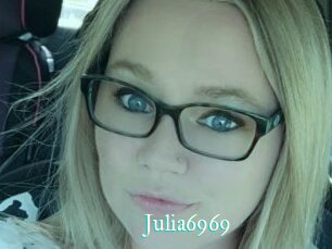 Julia6969