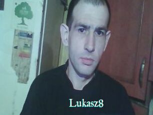 Lukasz8