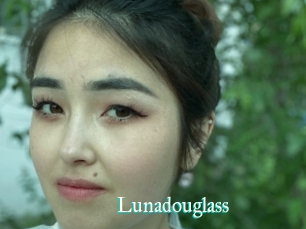 Lunadouglass