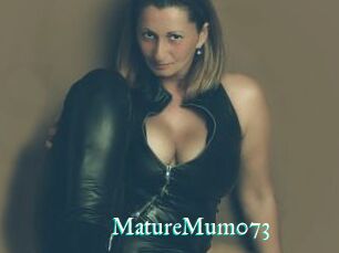 MatureMum073