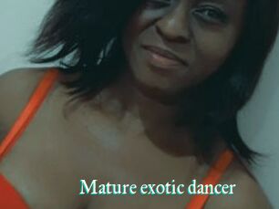 Mature_exotic_dancer