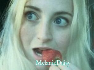 Melanie_Daisy