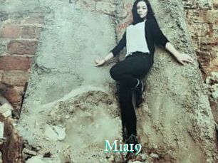 Mia19