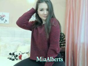 MiaAlberts