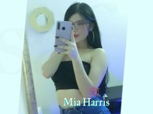 Mia_Harris