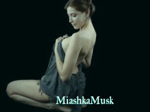 MiashkaMusk