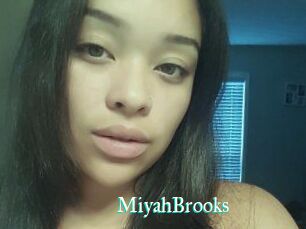 Miyah_Brooks