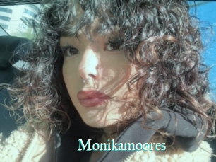 Monikamoores