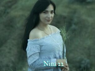 Nina_22