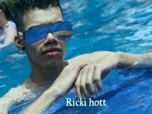 Ricki_hott