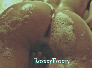 RoxxxyFoxxxy