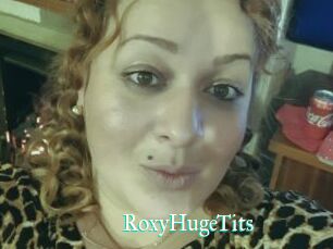 RoxyHugeTits