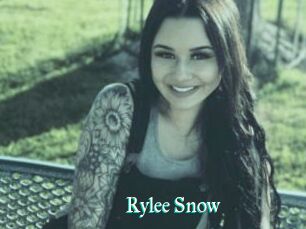 Rylee_Snow