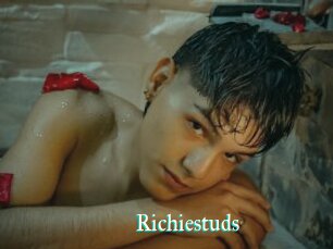 Richiestuds