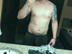 ToeKNEE112