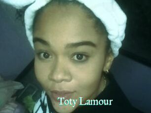 Toty_Lamour