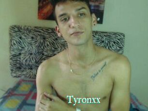 Tyronxx