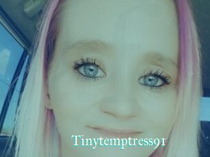 Tinytemptress91