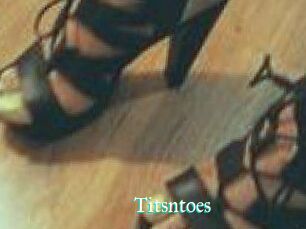 Titsntoes
