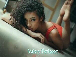 Valery_Petite01
