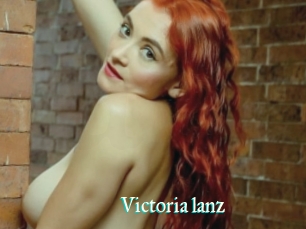 Victoria_lanz